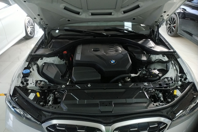 宝马3系 2023款 325Li M运动套装局部细节24