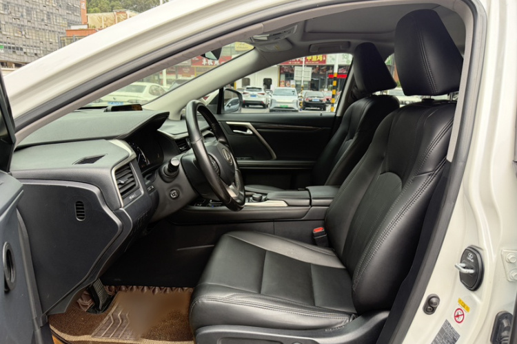 雷克萨斯RX 2016款 300 两驱精英版 国V中控内饰7006