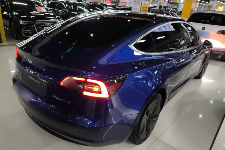 特斯拉 Model 3 2020款 改款 标准续航后驱升级版车身外观6006
