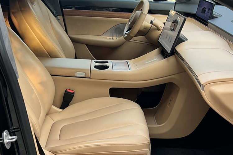 鸿蒙智行 智界R7 2024款 纯电 736km UItra中控内饰7003