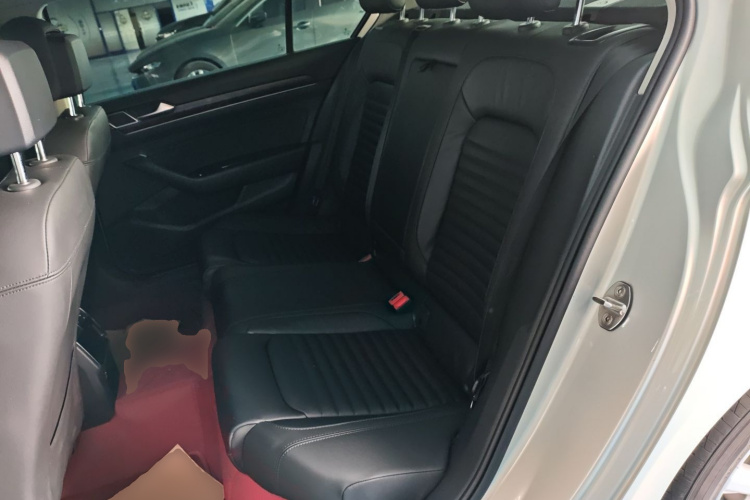 大众 迈腾 2019款 330TSI DSG 领先型 国VI中控内饰21