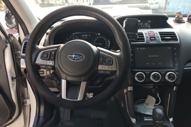 斯巴鲁 森林人 2018款 2.5i 尊贵导航版EyeSight中控内饰13