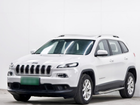 Jeep 自由光 2016款 2.0L 智能版