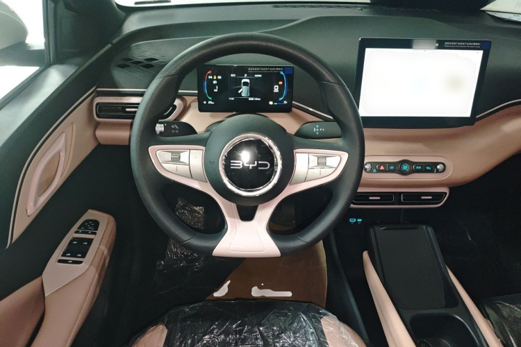 比亚迪 海鸥 2025款 智驾版 305km 活力版中控内饰13