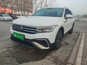 大众 途观L 2024款 300TSI 自动两驱智享版