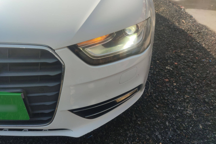 奥迪A4L 2015款 35 TFSI 自动标准型局部细节36