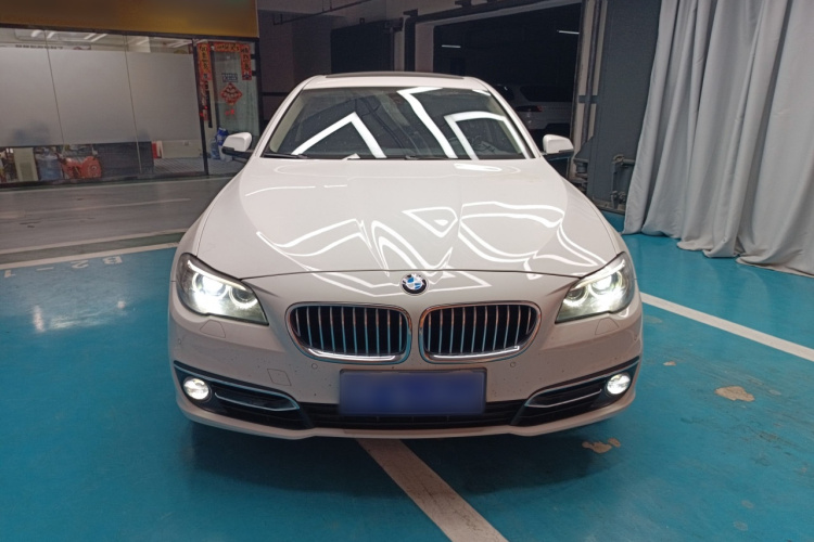 宝马5系 2014款 525Li 豪华设计套装车身外观6001