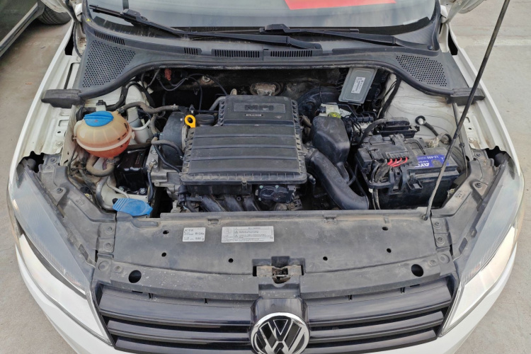 大众 捷达 2015款 质惠版 1.6L 自动时尚型机舱底盘24