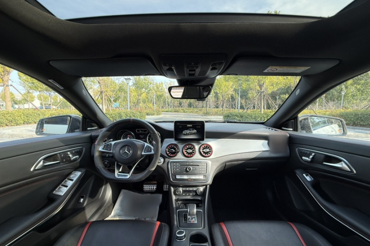 奔驰CLA AMG 2015款 AMG CLA 45 4MATIC中控内饰7007