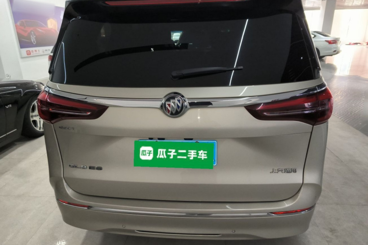 别克GL8 2020款 ES陆尊 653T 尊享型车身外观6