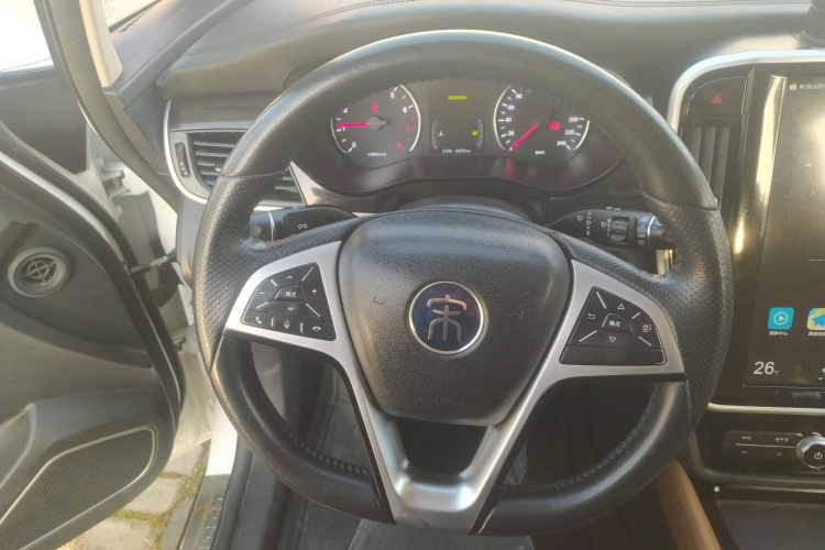 比亚迪 宋MAX 2018款 1.5T 自动智联精英型 6座局部细节13