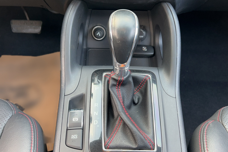 长安CS75 2016款 1.8T 自动精英型 国V局部细节18