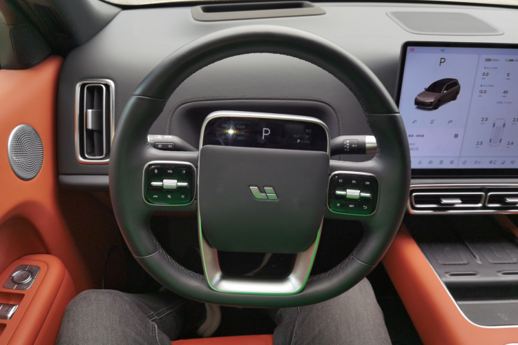 理想汽车 理想L8 2024款 Ultra中控内饰13