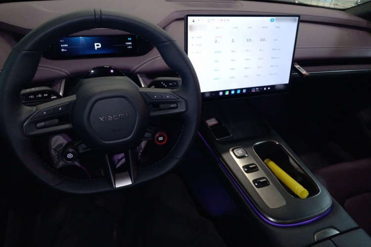 小米汽车 小米SU7 2024款 后驱超长续航高阶智驾Pro版中控内饰7002