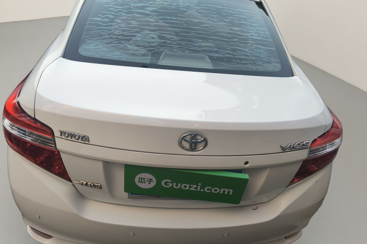 丰田 威驰 2014款 1.3L 手动型尚版车身外观6