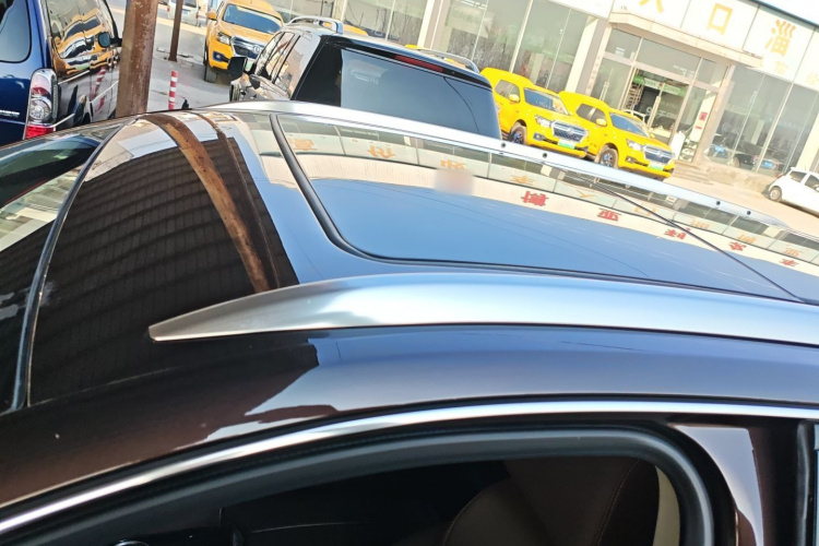 别克 昂科威 2021款 532T 两驱精英型局部细节57