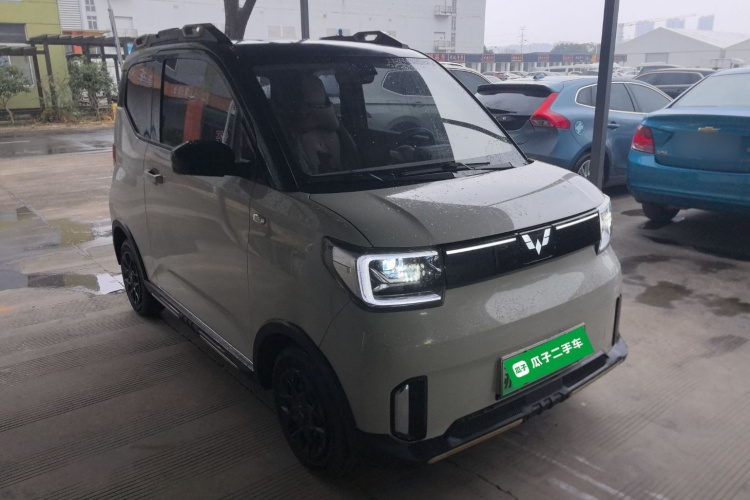 五菱汽车 宏光MINIEV 2022款 GAMEBOY 200km 玩咖款 磷酸铁锂车身外观3