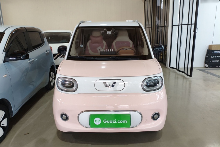 五菱汽车 宏光MINIEV 2024款 第三代 215km 进阶版车身外观2