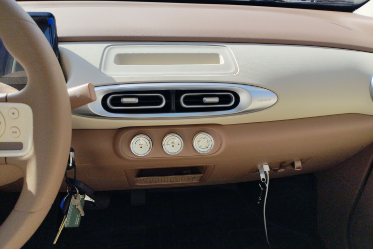 五菱汽车 宏光MINIEV 2025款 四门版 进阶款局部细节16