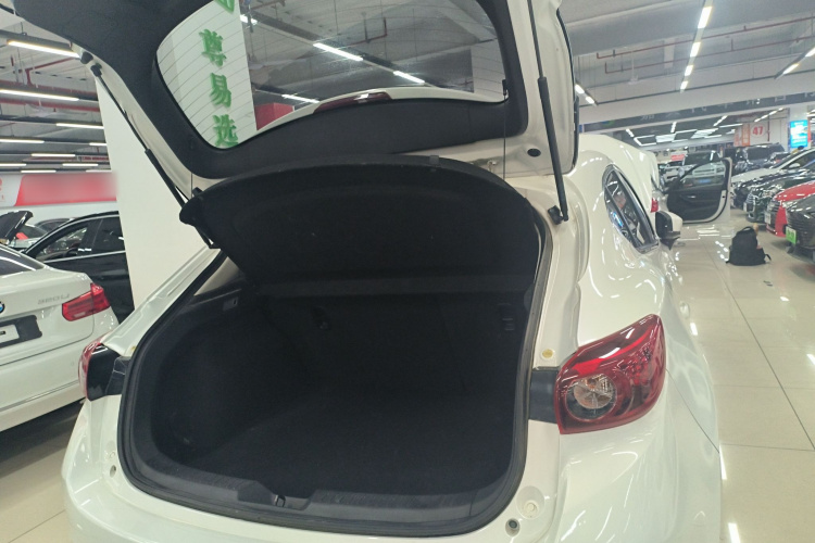 马自达3 昂克赛拉 2017款 两厢 1.5L 自动豪华型 国V局部细节23