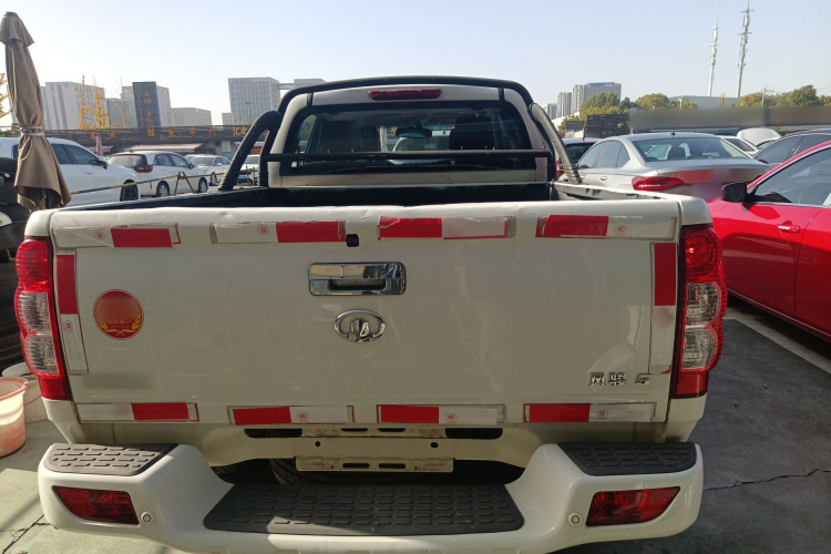 长城 风骏5 2017款 2.4L欧洲版汽油两驱进取型大双排4G69S4N车身外观6004