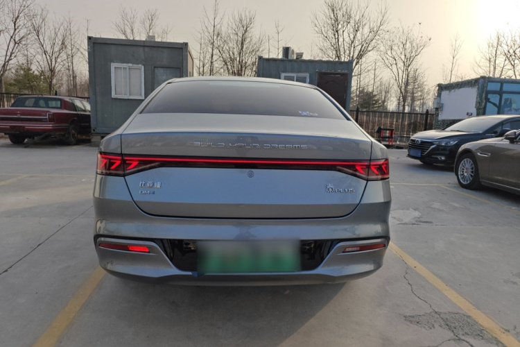 比亚迪 秦PLUS 2021款 DM-i 120KM 尊贵型车身外观6004