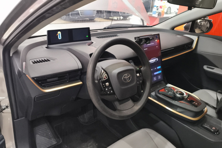丰田bZ3 2024款 517km 精英PRO中控内饰12