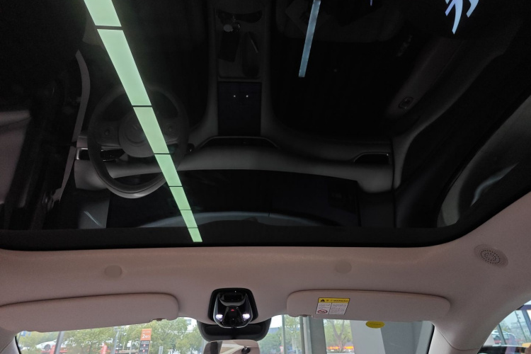 智己汽车 智己LS6 2025款 长续航灵蜥智享版局部细节22