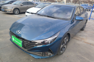 现代 伊兰特 2021款 1.5L CVT LUX尊贵版
