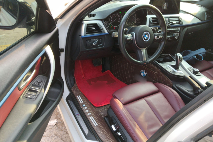 宝马3系 2018款 320i M运动套装中控内饰20