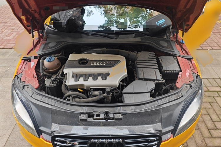 奥迪TTS 2013款 TTS Coupe 2.0TFSI quattro局部细节24