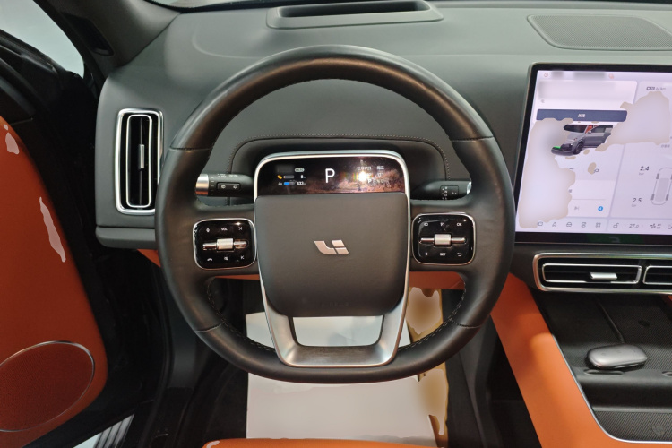 理想汽车 理想L8 2023款 Pro中控内饰13