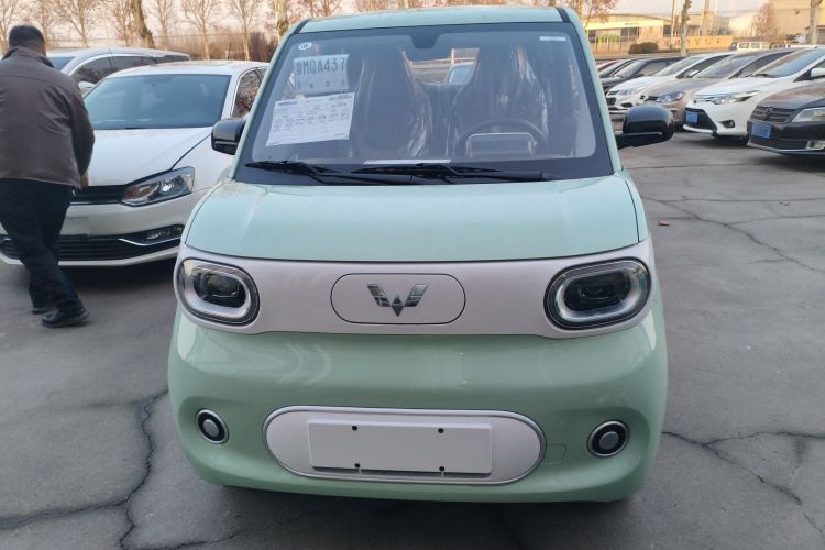 五菱汽车 宏光MINIEV 2024款 第三代 215km 青春版车身外观2