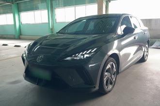名爵 MG4 EV 2023款 415km 出海冠军版