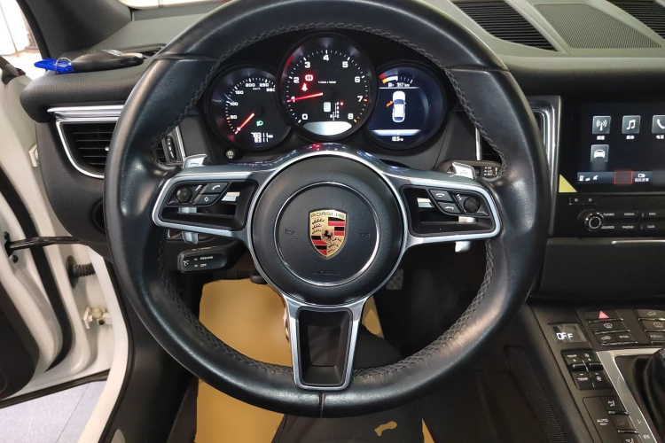 保时捷 2017款  Macan 2.0T中控内饰13