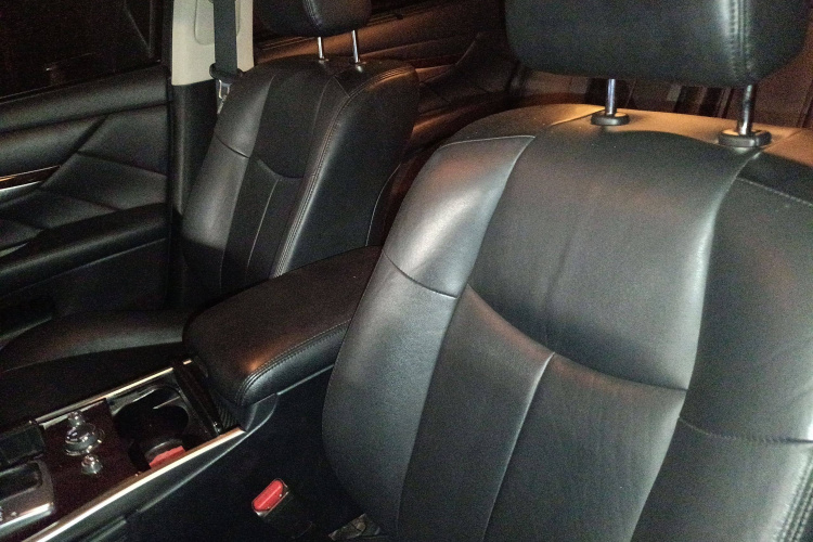 英菲尼迪Q70 2017款 Q70L 2.5L 悦享版局部细节19