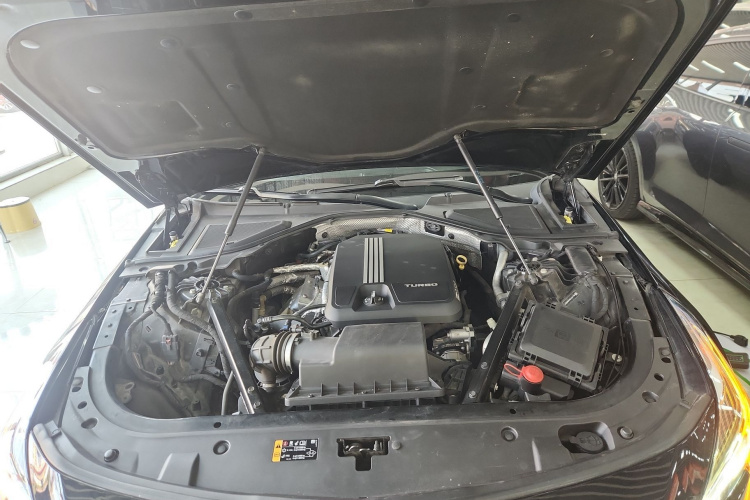 凯迪拉克CT6 2019款 28T 豪华型机舱底盘24