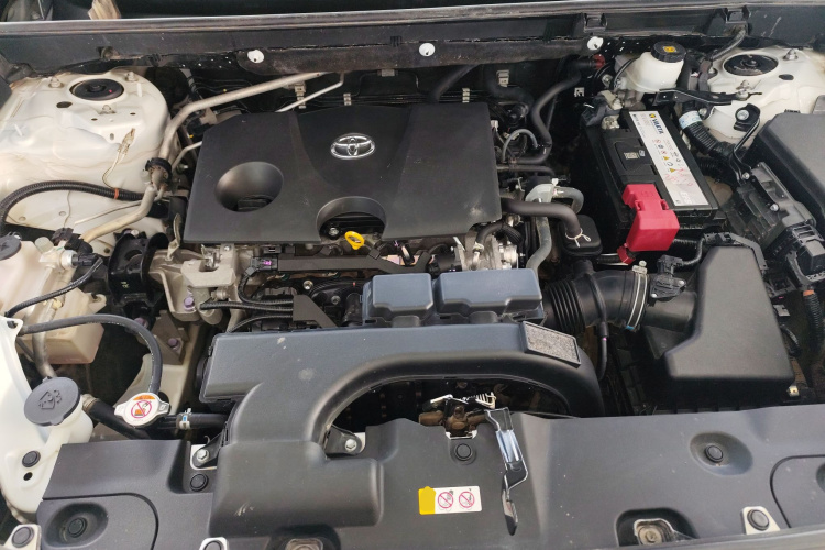 丰田 威兰达 2021款 2.0L CVT两驱豪华版机舱底盘24