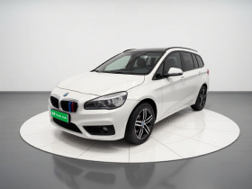 宝马2系多功能旅行车 2015款 218i 运动设计套装