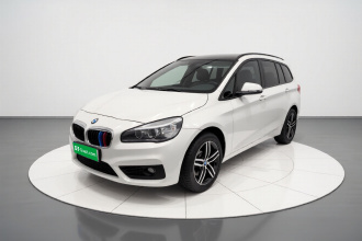 宝马2系多功能旅行车 2015款 218i 运动设计套装