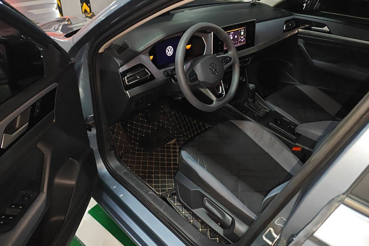 大众 朗逸 2023款 改款 1.5L 自动得逸版中控内饰7003