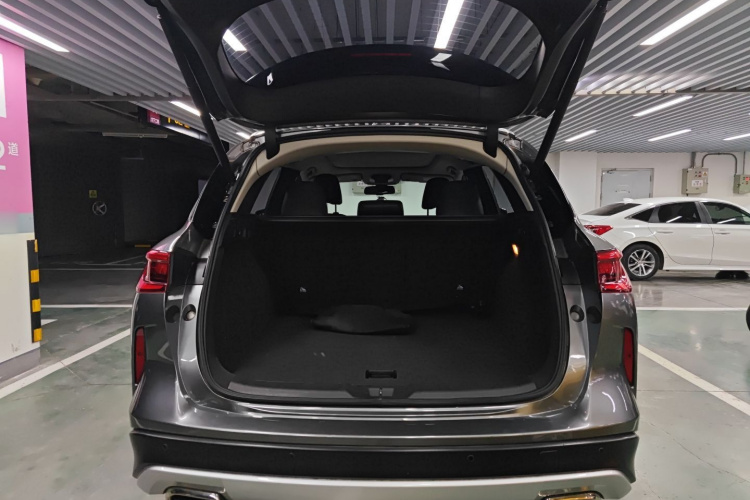 英菲尼迪QX50 2020款 2.0T 四驱菁英版机舱底盘23