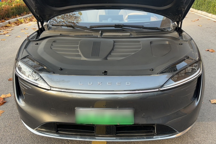 鸿蒙智行 智界R7 2025款 增程 331km Ultra局部细节24