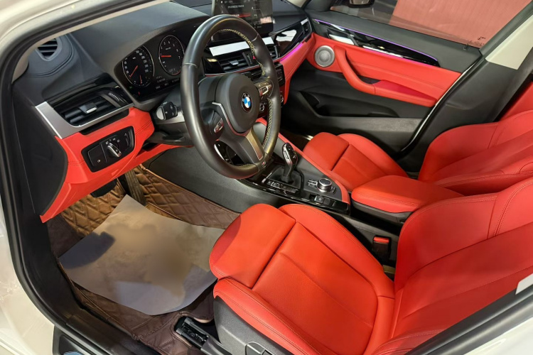 宝马X2 2023款 sDrive25i M运动曜夜版中控内饰7002