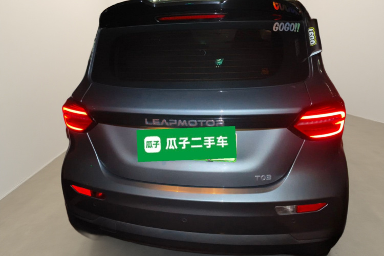 零跑汽车 零跑T03 2021款 400豪华版车身外观6