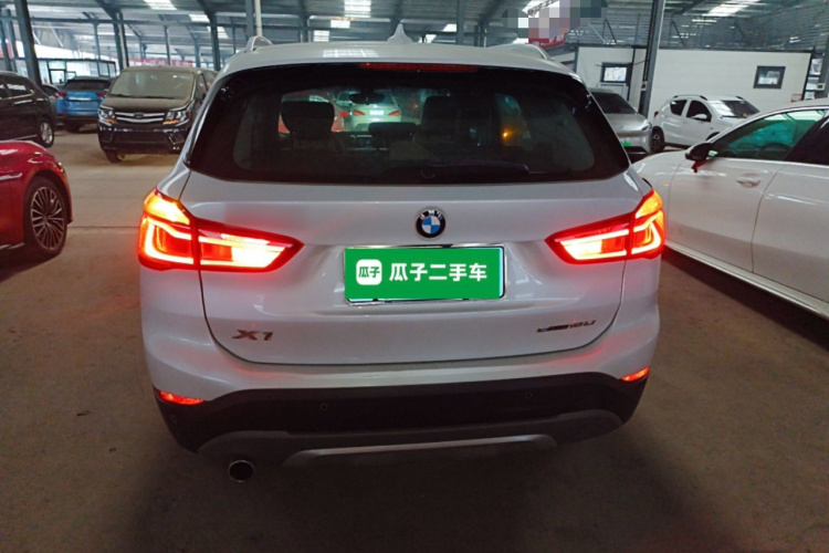 宝马X1 2019款 sDrive18Li 尊享型车身外观6004
