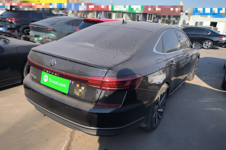 大众 帕萨特 2025款 出众款 330TSI 精英版车身外观7