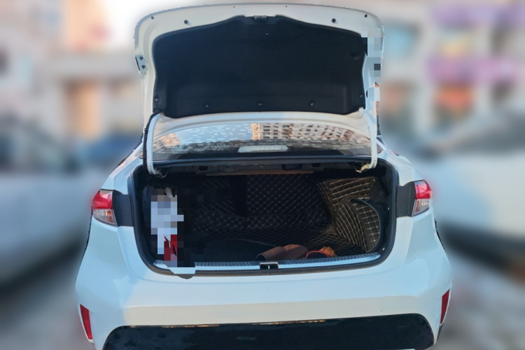 丰田 雷凌 2021款 双擎 1.8H E-CVT豪华版中控内饰23