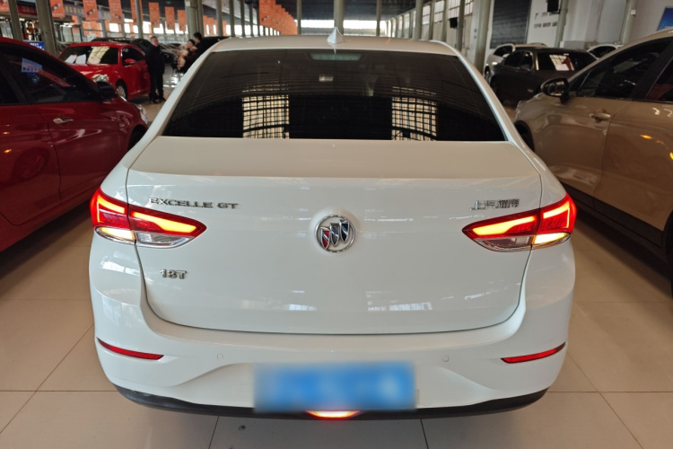 别克 英朗 2018款 15T 手动精英型 国V车身外观6