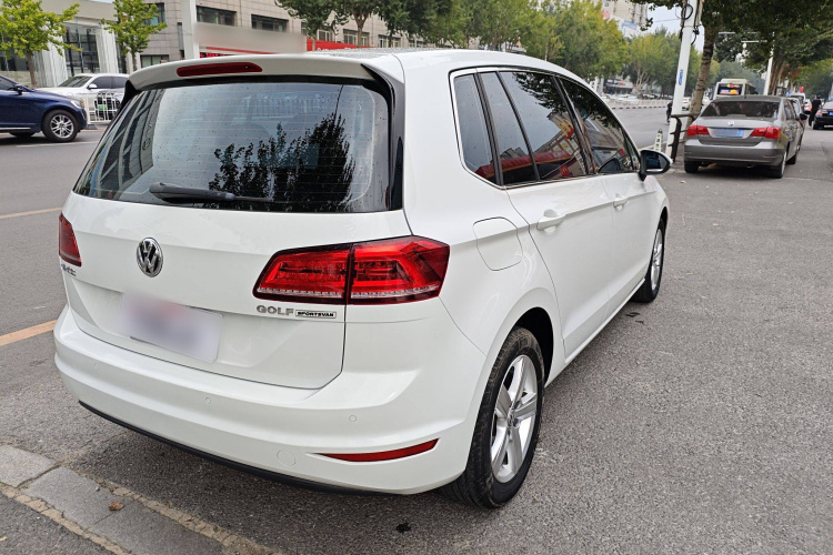 大众 高尔夫·嘉旅 2016款 1.6L 手动舒适型车身外观6005